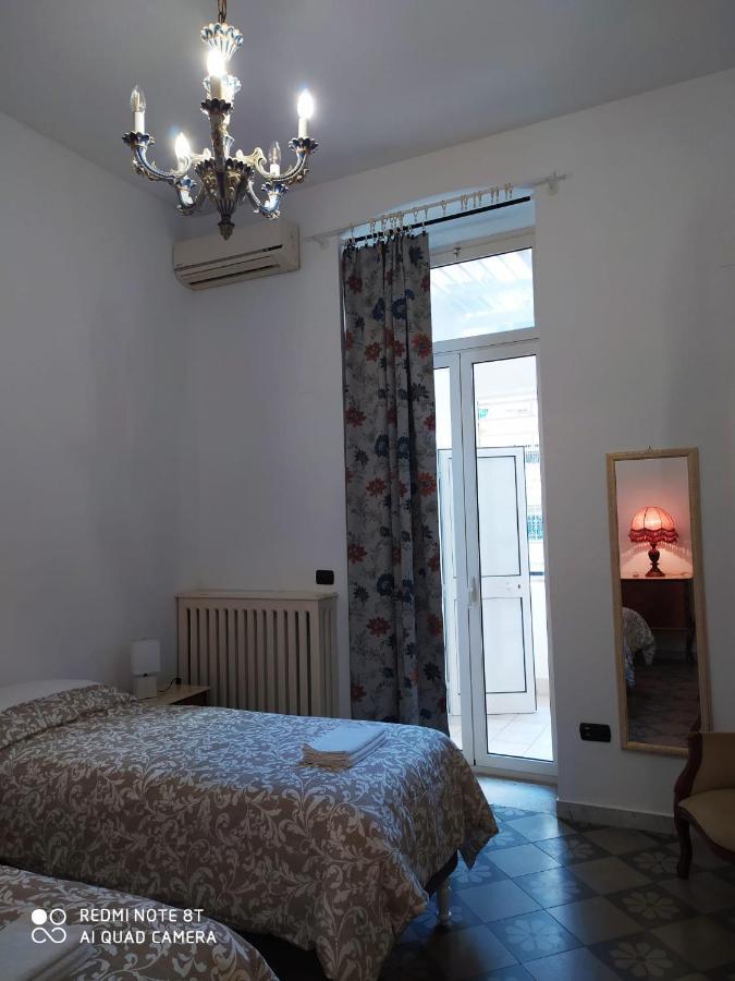 Апартаменти Dante Alighieri House Барі Екстер'єр фото